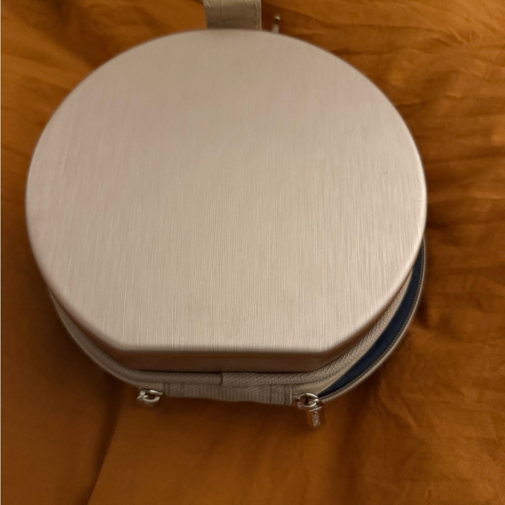 Calpak Gold Round Baye Mini - Picture 3 of 5